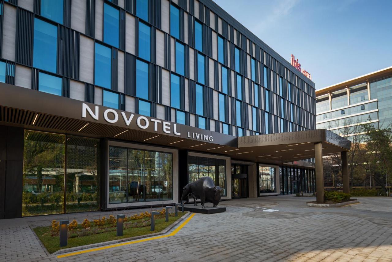 Novotel Living Almaty Jetisu Екстер'єр фото