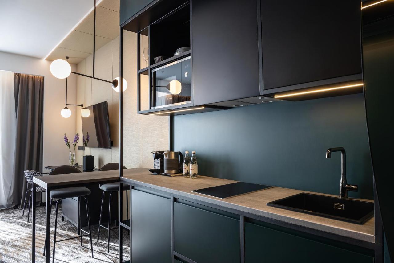 Novotel Living Almaty Jetisu Екстер'єр фото